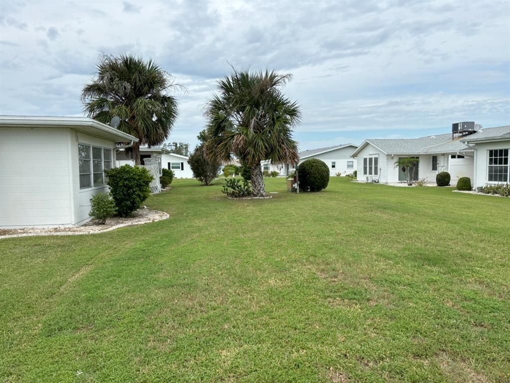Image 14 of property listing at 1515 DANBURY DRIVE, Sun City Center, FL 33573