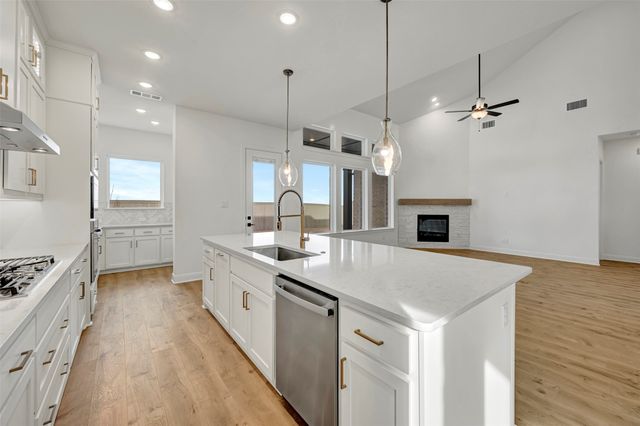 212 Harmony Way N, Northlake, TX 76247