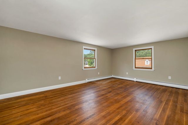 39 Palisade Drive, Nashua, NH 03062
