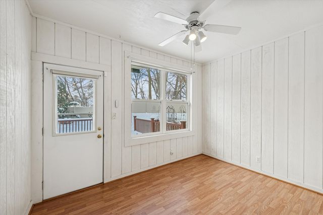 374 Glenallyn Drive, Valparaiso, IN 46383