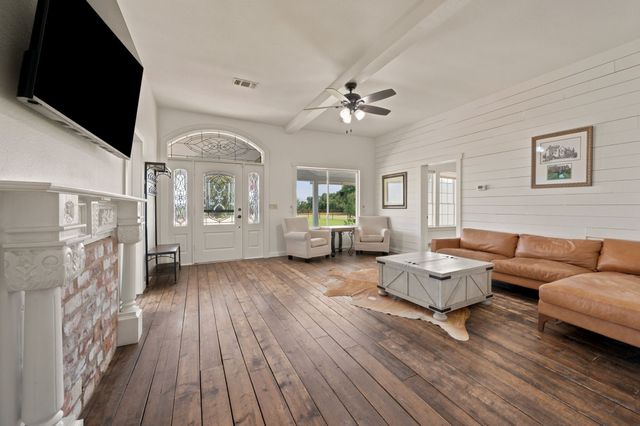 923 Natty Flat Road Farm-Ranch, Lipan, TX 76462