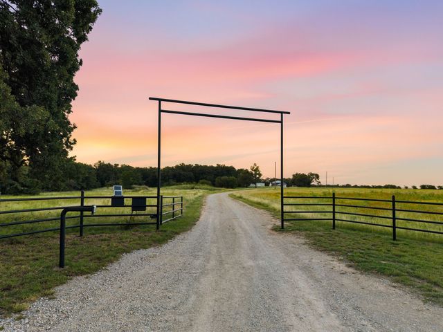 923 Natty Flat Road Farm-Ranch, Lipan, TX 76462