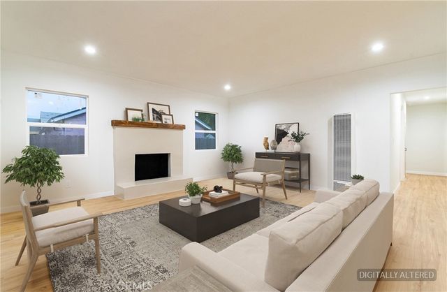 1100 E Tichenor Street, Compton, CA 90221