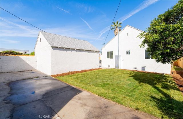 1100 E Tichenor Street, Compton, CA 90221
