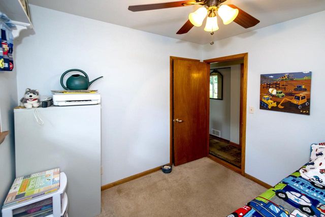 1532 S Grand AVENUE, Waukesha, WI 53189
