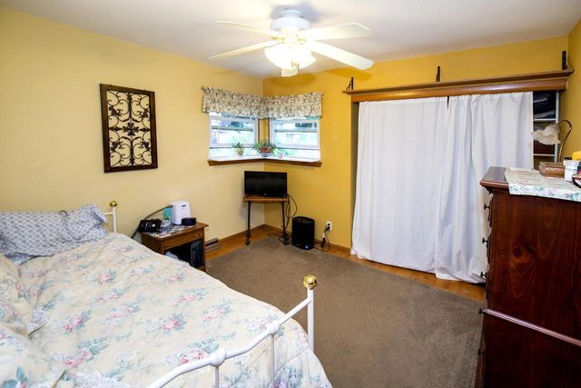 1532 S Grand AVENUE, Waukesha, WI 53189