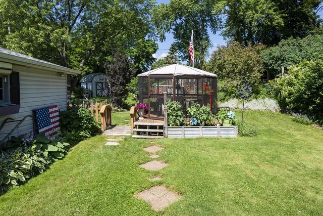 1532 S Grand AVENUE, Waukesha, WI 53189