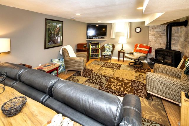 1532 S Grand AVENUE, Waukesha, WI 53189