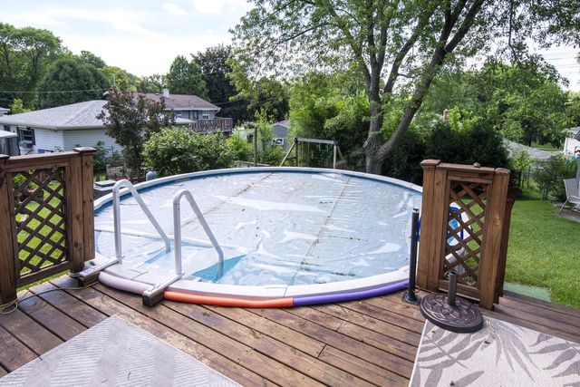 1532 S Grand AVENUE, Waukesha, WI 53189