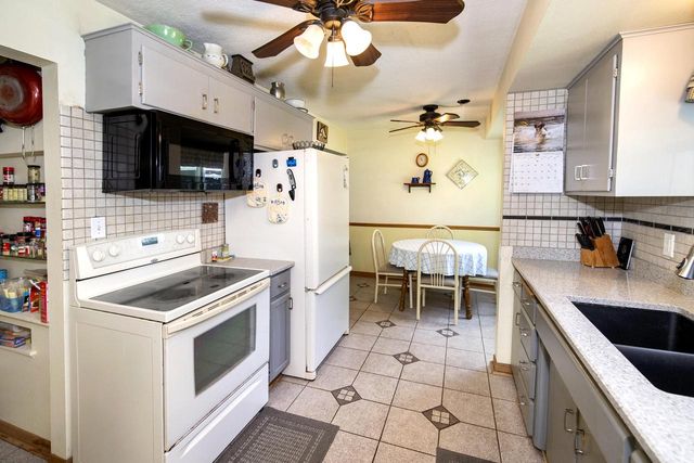 1532 S Grand AVENUE, Waukesha, WI 53189
