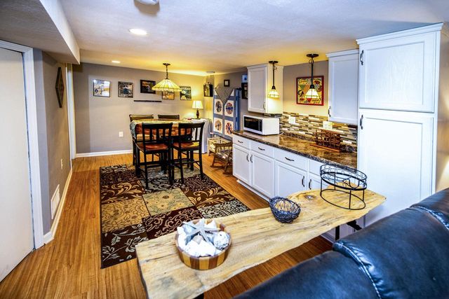 1532 S Grand AVENUE, Waukesha, WI 53189