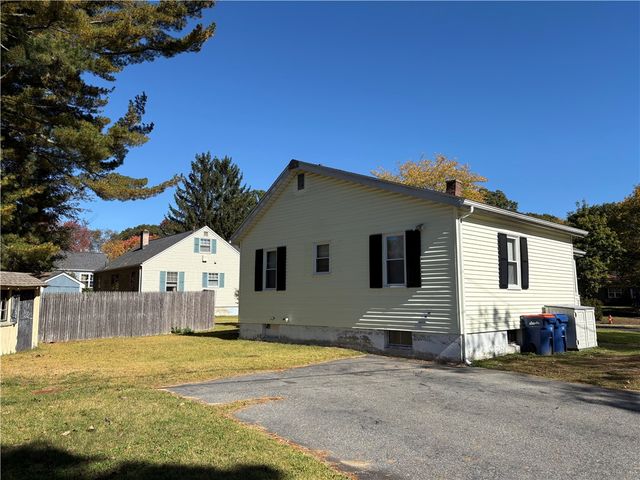 501 ARCADE Avenue, Seekonk, MA 02771