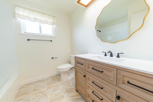 797 Elderwood Lane, Lemoore, CA 93245