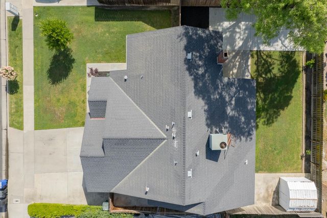 797 Elderwood Lane, Lemoore, CA 93245