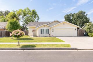 797 Elderwood Lane, Lemoore, CA 93245