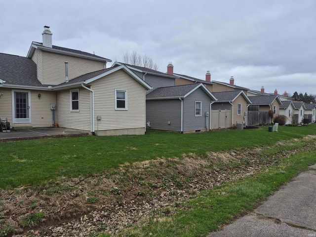 2028 Poppy Court, Mishawaka, IN 46544