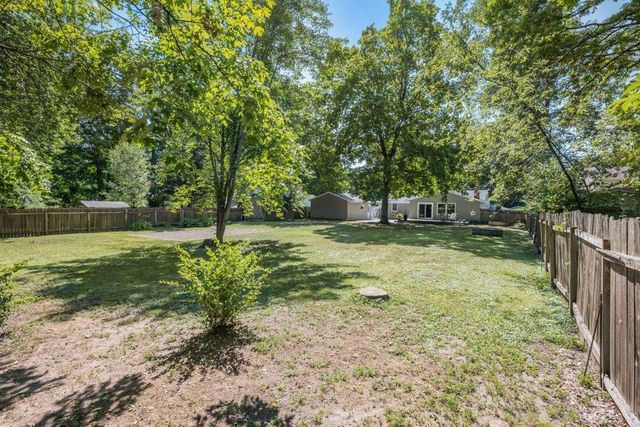 17100 11th Avenue N, Plymouth, MN 55447