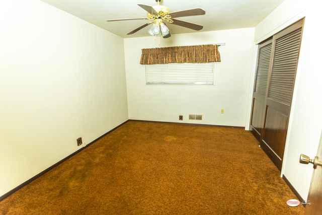 1019 N Manor Drive, Tulare, CA 93274