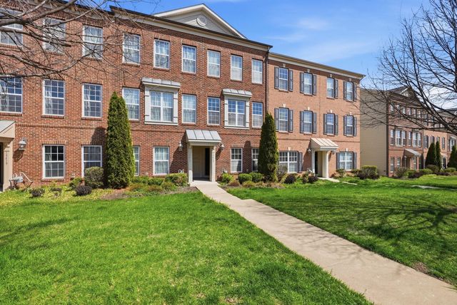 15415 ROSEMONT MANOR DR, Haymarket, VA 20169