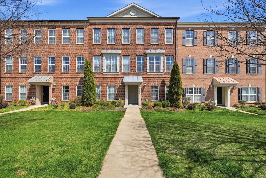 15415 ROSEMONT MANOR DR, Haymarket, VA 20169