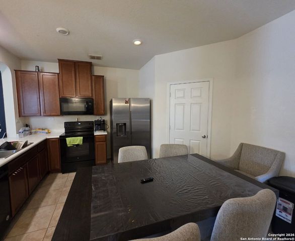 8439 Fortuna, San Antonio, TX 78252