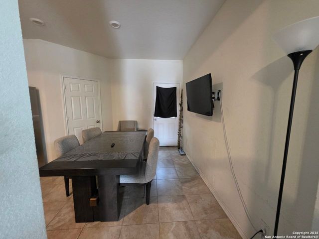 8439 Fortuna, San Antonio, TX 78252