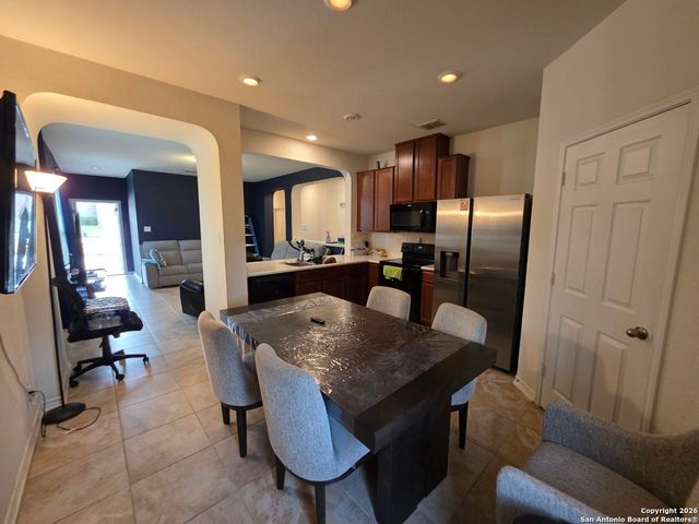 8439 Fortuna, San Antonio, TX 78252