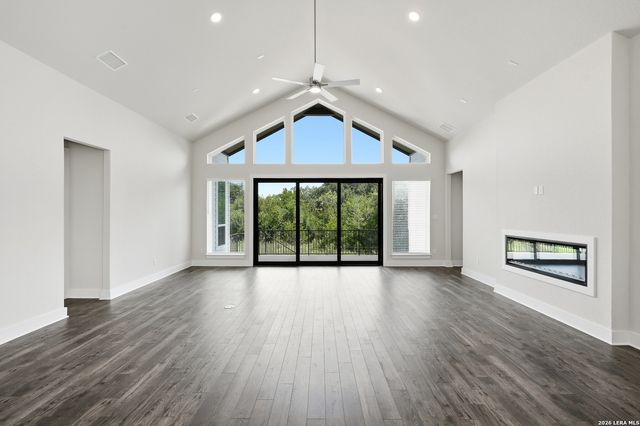 113 Raven Road, Castroville, TX 78009