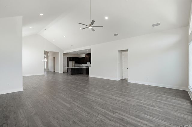 113 Raven Road, Castroville, TX 78009