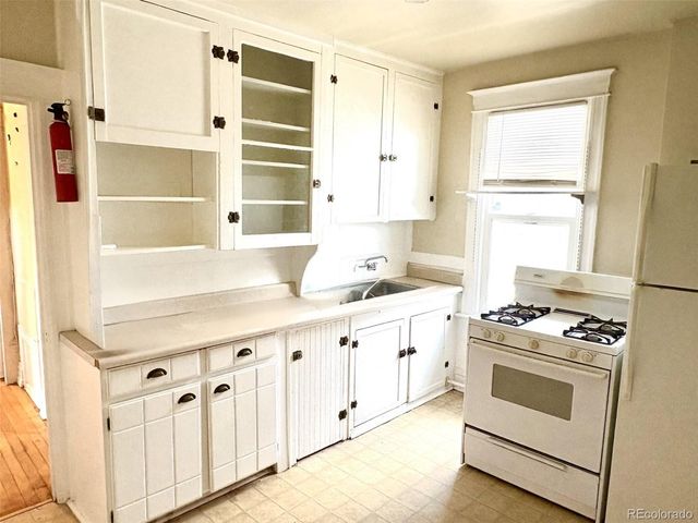 1600 Steele Street, Denver, CO 80206