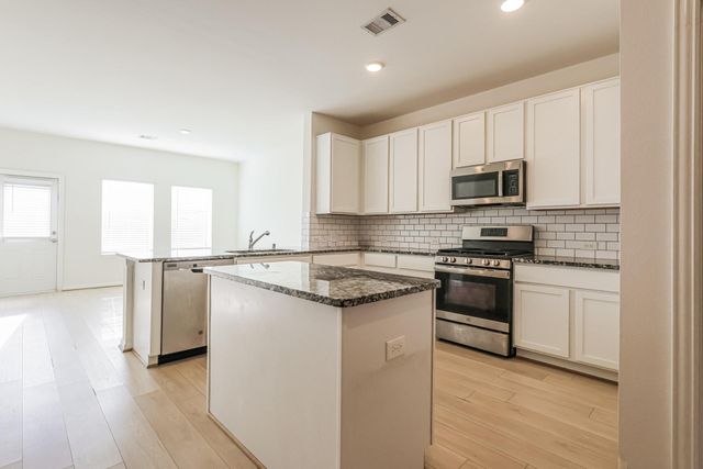 14846 Darbydale Drive, Houston, TX 77090
