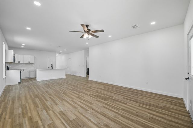 4302 Mountain Hollow Drive, Granbury, TX 76048