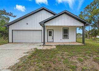 4302 Mountain Hollow Drive, Granbury, TX 76048