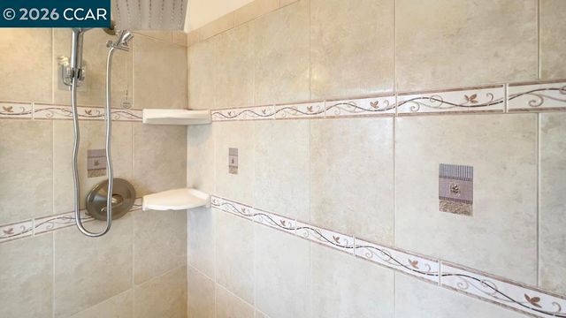 909 Santa Lucia Dr, Pleasant Hill, CA 94523