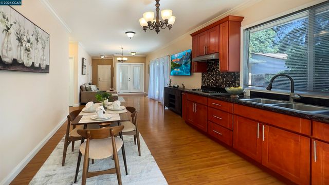 909 Santa Lucia Dr, Pleasant Hill, CA 94523