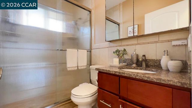 909 Santa Lucia Dr, Pleasant Hill, CA 94523