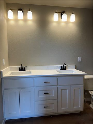 9 Richmond Lane, Bella Vista, AR 72714