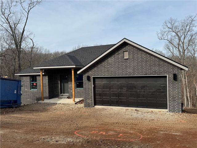 9 Richmond Lane, Bella Vista, AR 72714