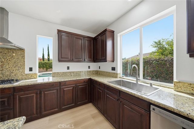 13615 Perry Ann Circle, Eastvale, CA 92880