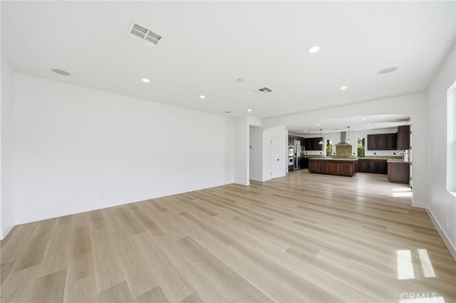 13615 Perry Ann Circle, Eastvale, CA 92880