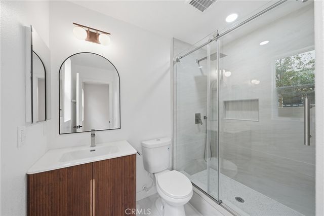 13615 Perry Ann Circle, Eastvale, CA 92880