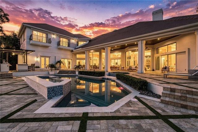 2712 Buckthorn WAY, Naples, FL 34105