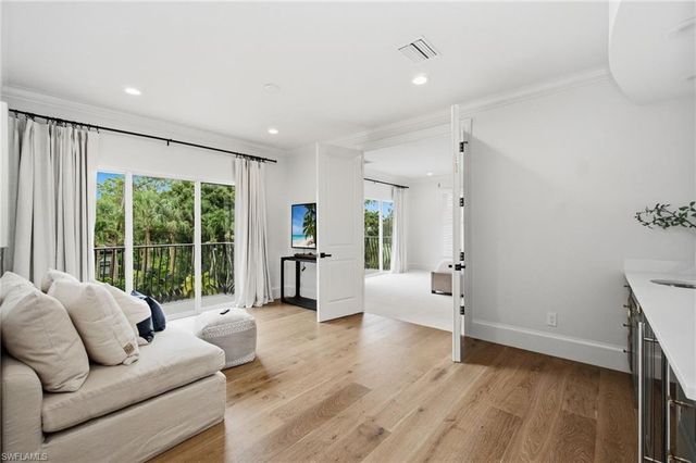 2712 Buckthorn WAY, Naples, FL 34105