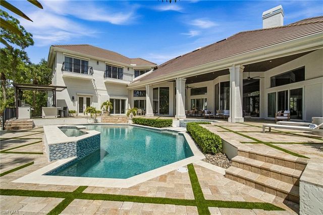 2712 Buckthorn WAY, Naples, FL 34105