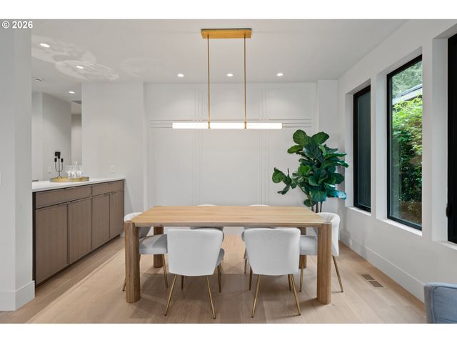 530 8TH St, Lake Oswego, OR 97034