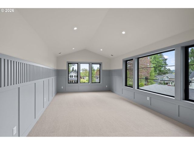 530 8TH St, Lake Oswego, OR 97034