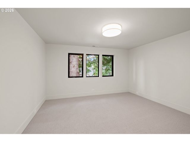 530 8TH St, Lake Oswego, OR 97034