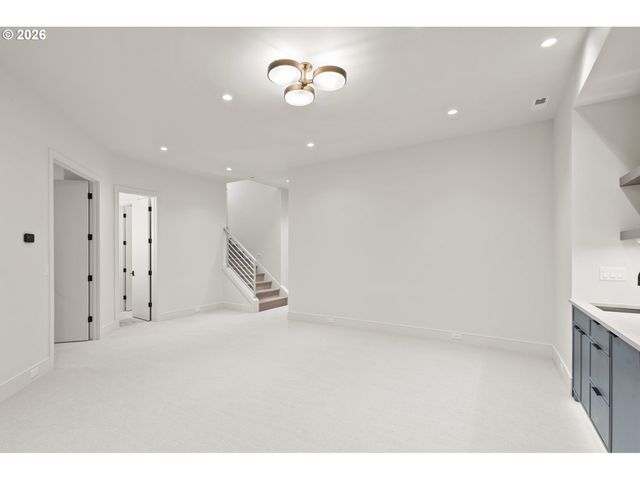 530 8TH St, Lake Oswego, OR 97034