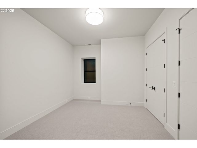 530 8TH St, Lake Oswego, OR 97034