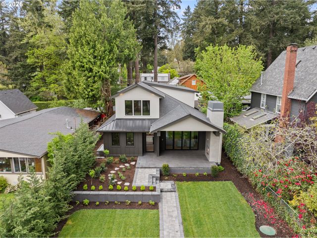 530 8TH St, Lake Oswego, OR 97034